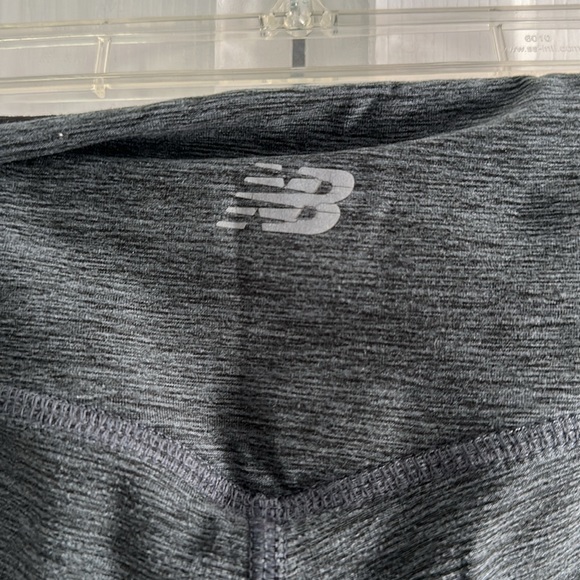 New Balance Leggings - Picture 4 of 4
